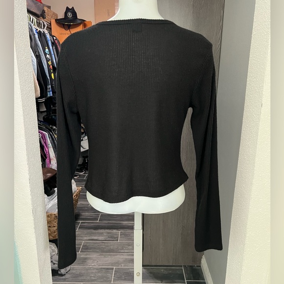 NWOT Wild Fable Black Crop Long Sleeve Top - Picture 4 of 6